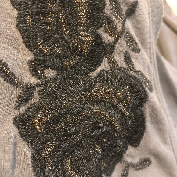 AMERICAN EAGLE Small Gray V-Neck Embroidered Soft & Sexy Short Sleeve T-Shirt - Picture 7 of 7